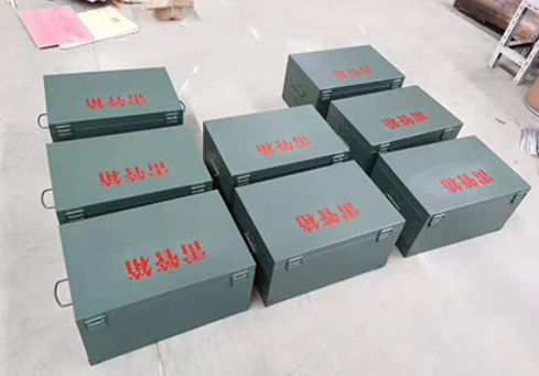 罗庄炸药箱和雷管箱一般是怎么存放的？